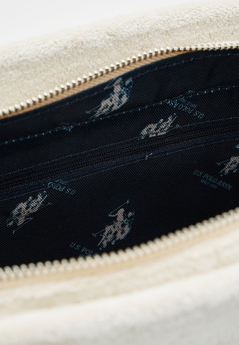 U.S. Polo Assn.