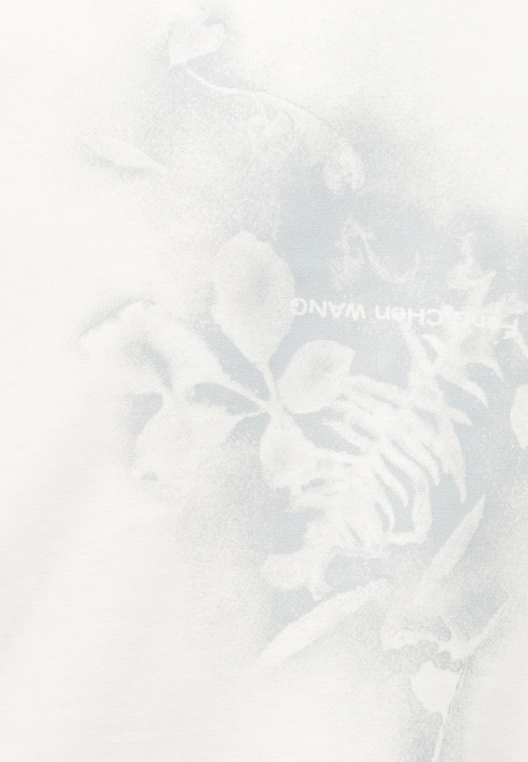 Feng Chen Wang SPRAY PAINTED PLANTS DYE TEE