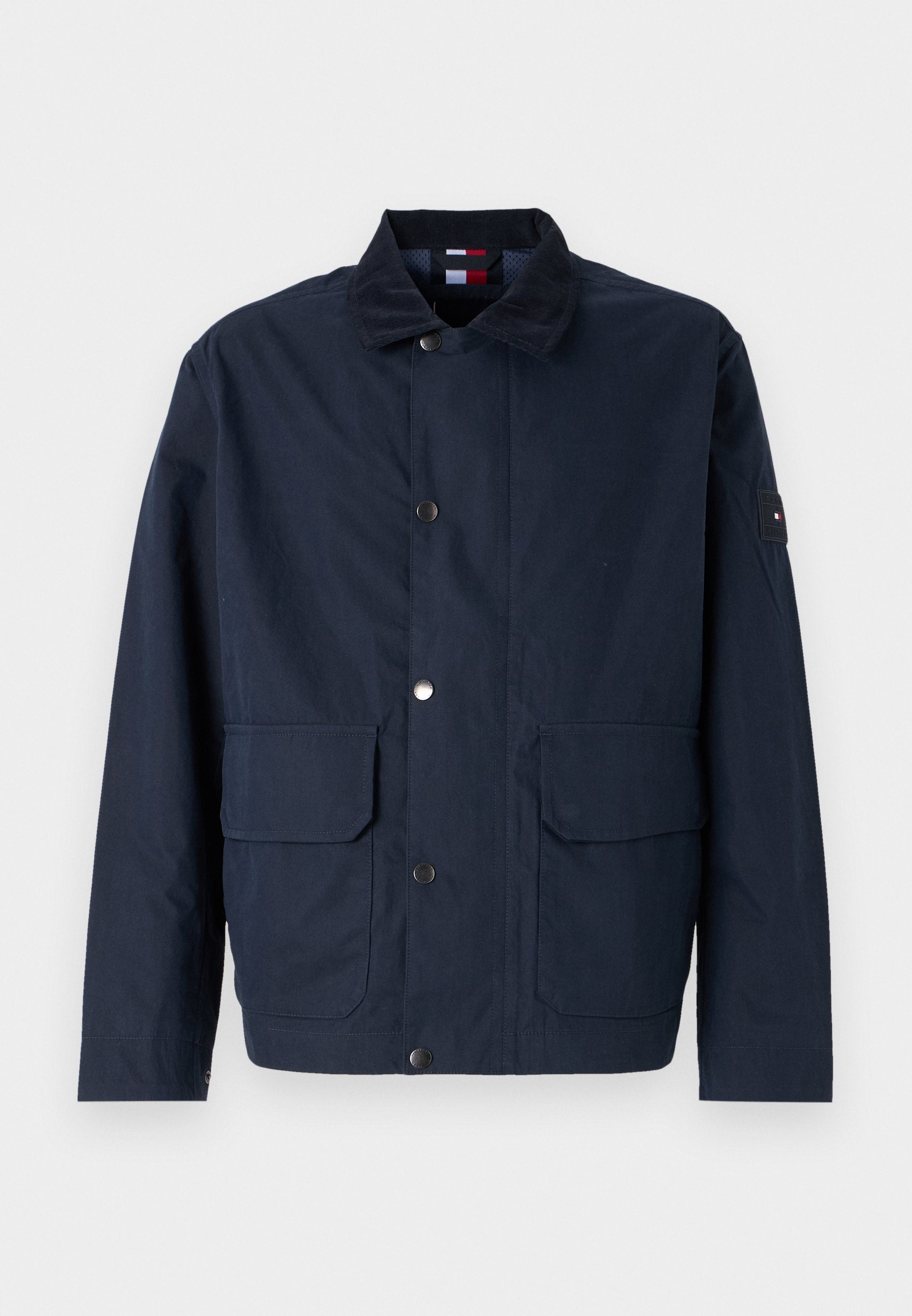 SHORT WALKING JACKET Media 1