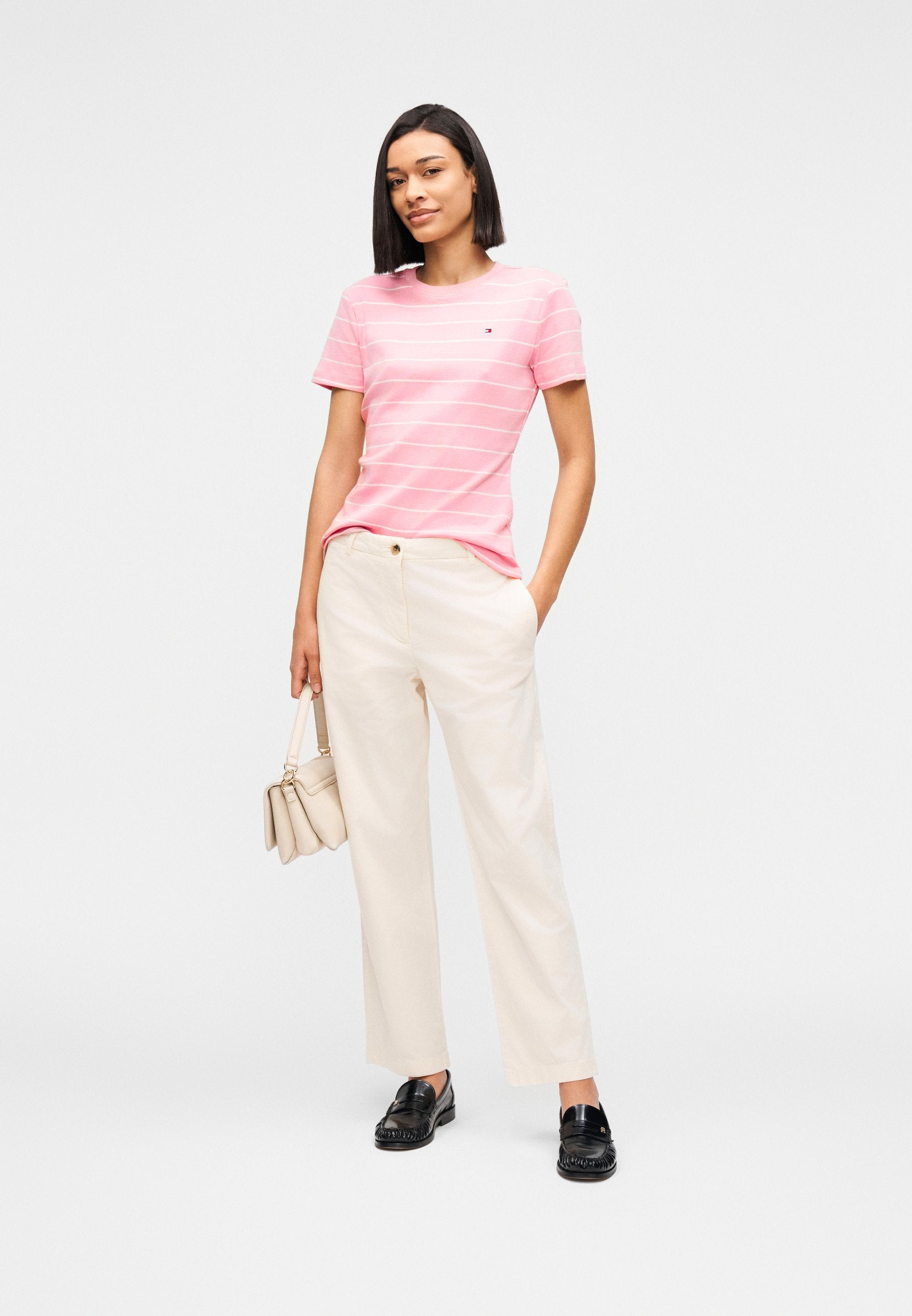 SLIM CODY TEE Media 2