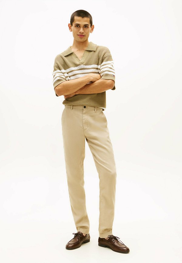 Tommy Hilfiger DENTON - Chinos - batique khaki