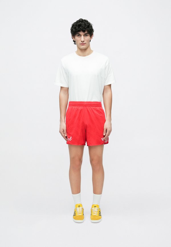 adidas Originals BOB MARLEY ORIGINALS SHORTS - Sports shorts - pure ruby