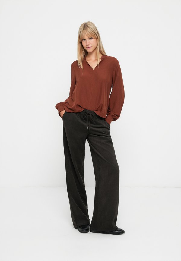 JDY JDYCELESTE LOOSE V NECK