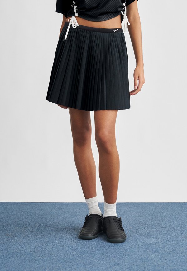 Nike Sportswear Pleated skirt - black/sail