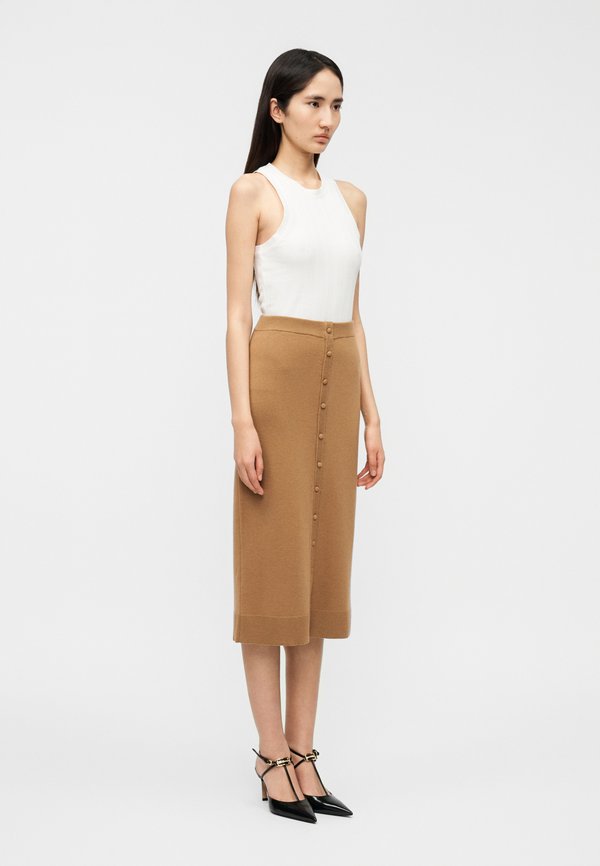 Victoria Beckham BUTTON DETAIL SKIRT