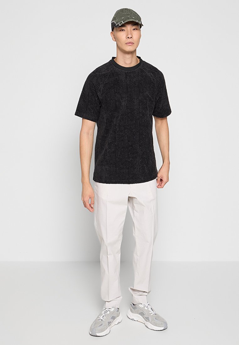 Lyle & Scott