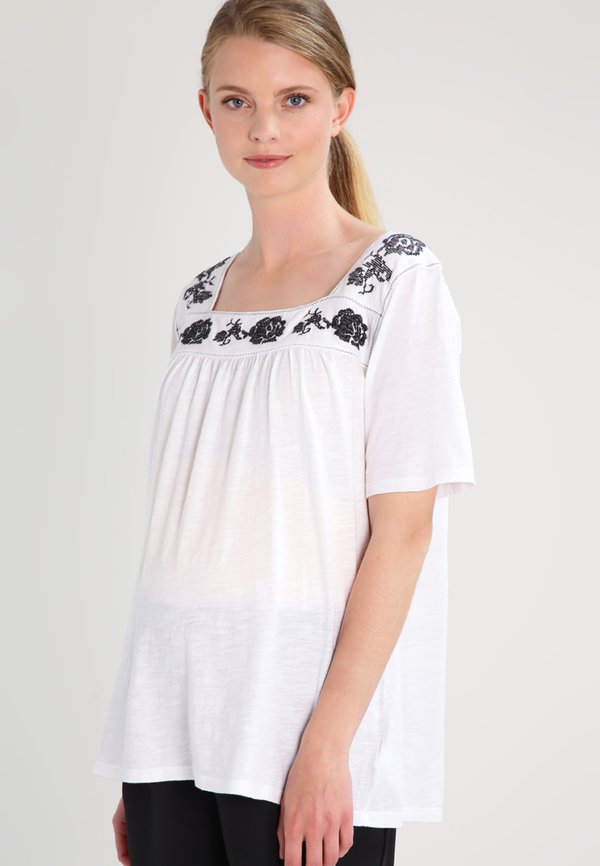 GAP Maternity