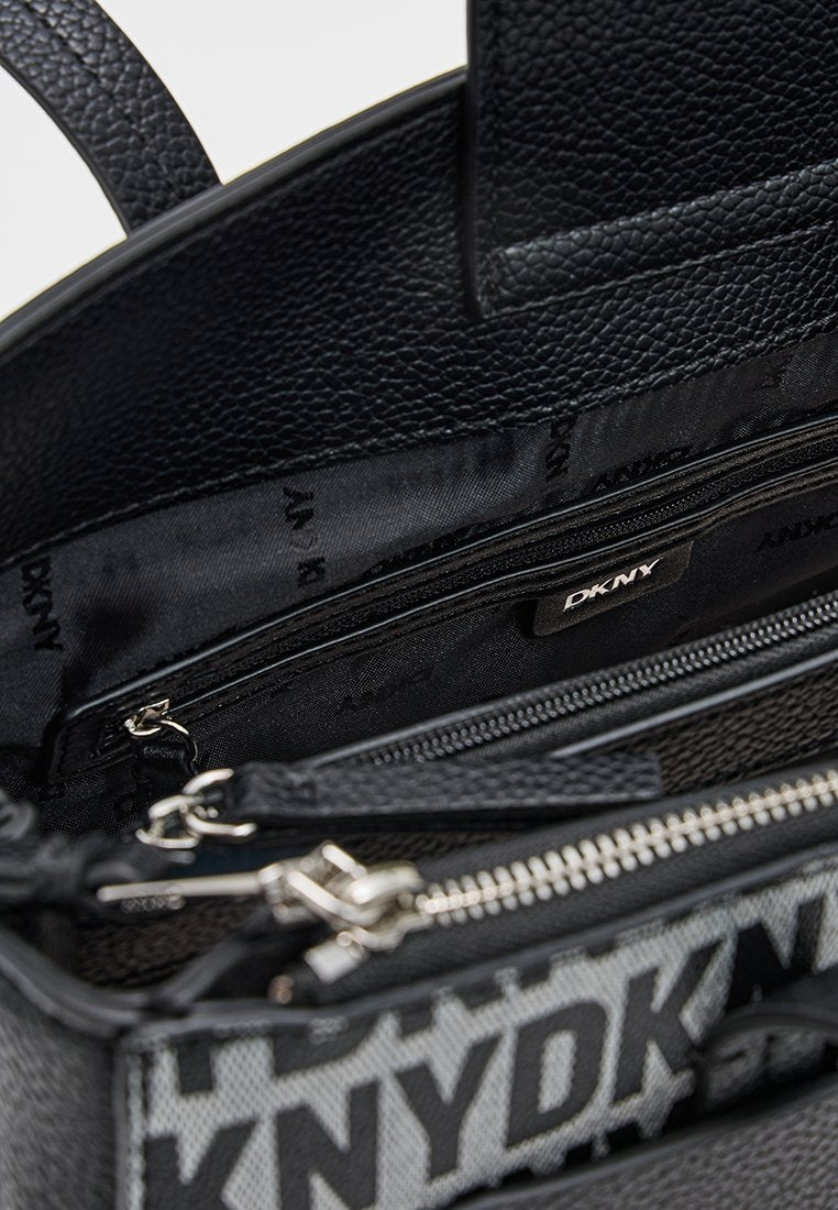 DKNY RADLEY
