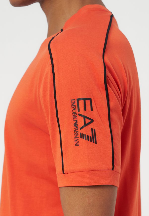 EA7 Emporio Armani