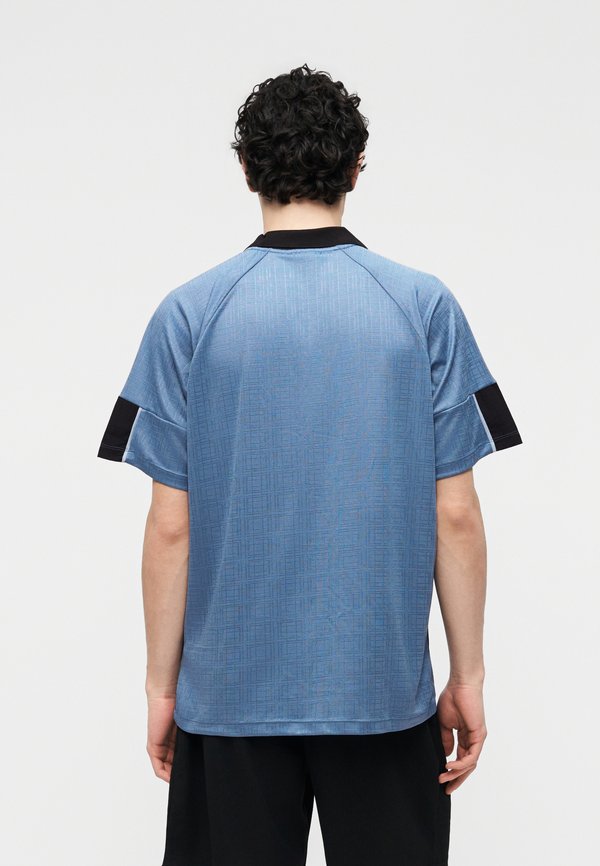 Umbro FOOTBALL UNISEX