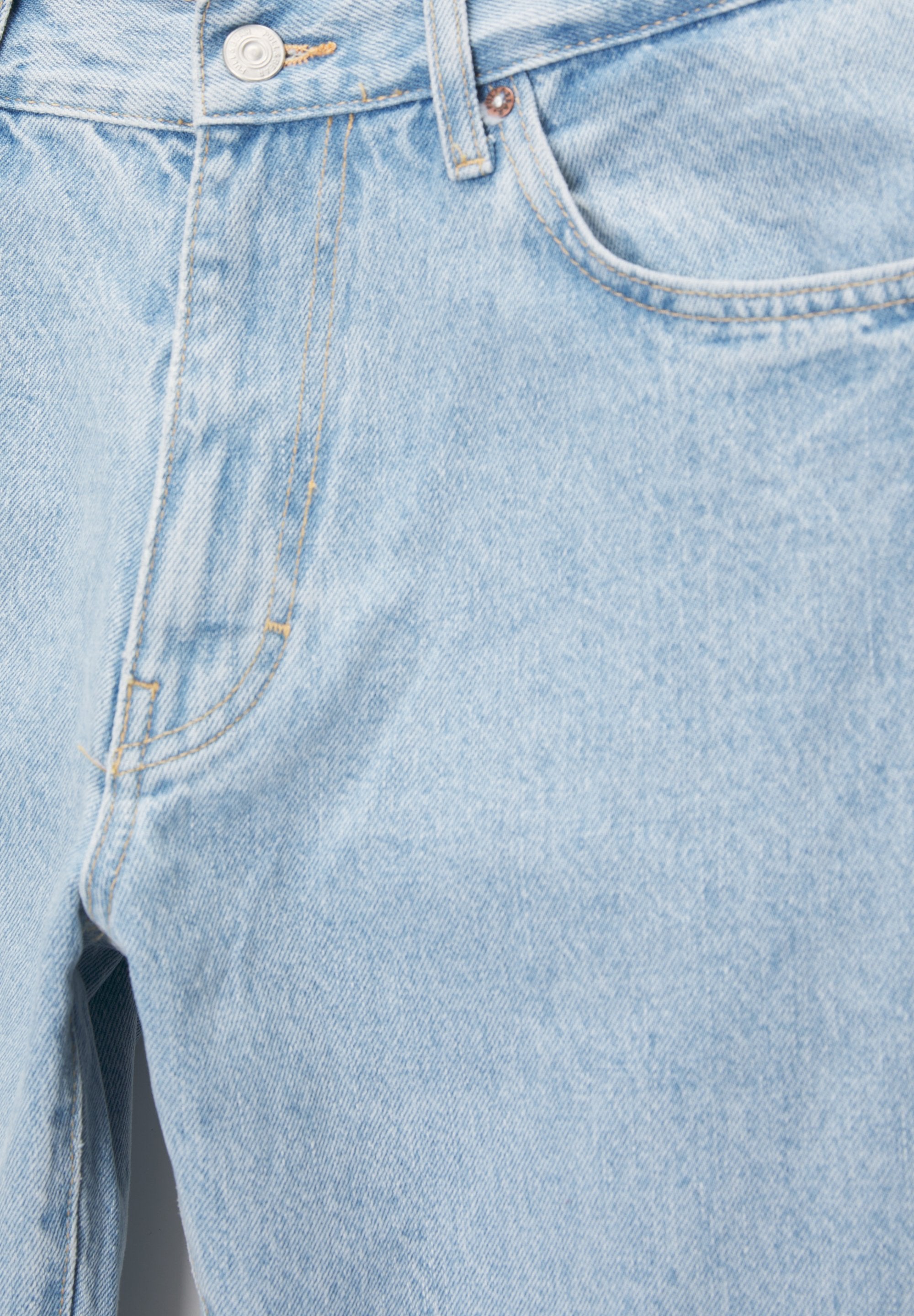 PULL&BEAR STANDARD