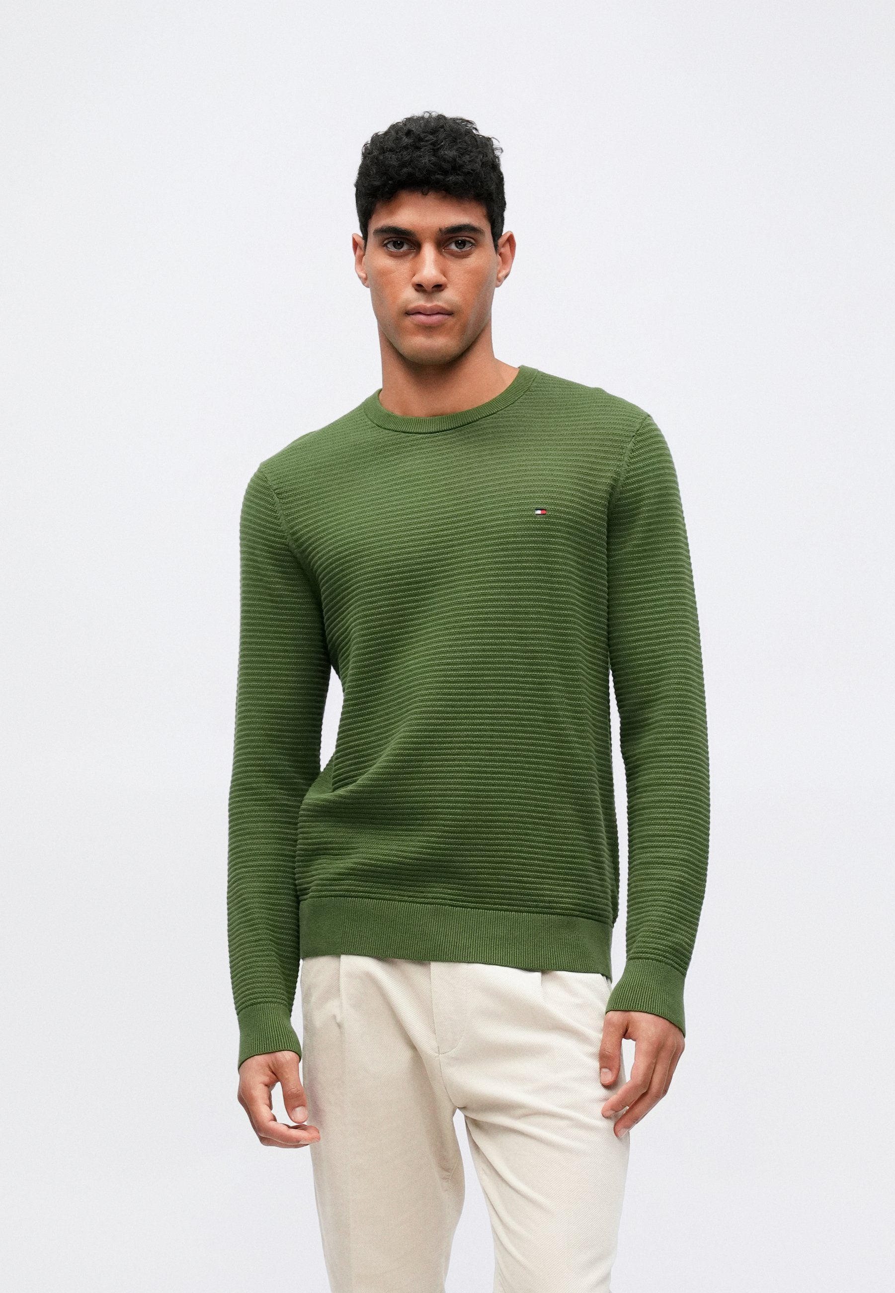 TEXTURED KNIT CREW NECK JUMPER Media 3