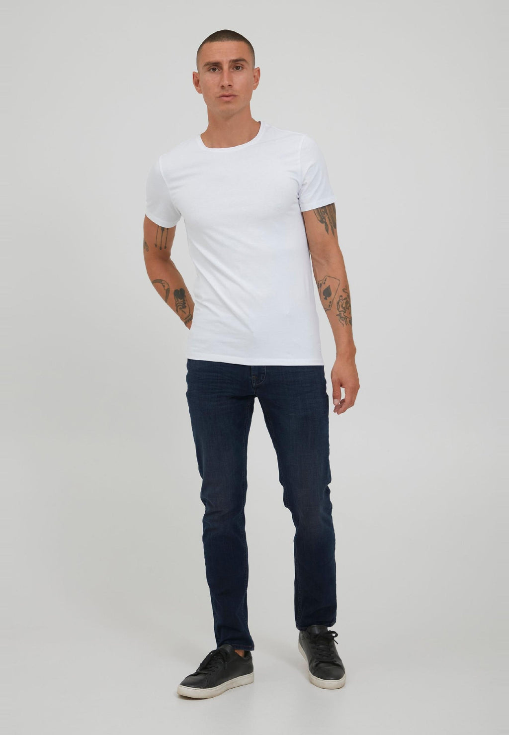 SDTOMY SLIM FIT DENIM Media 1