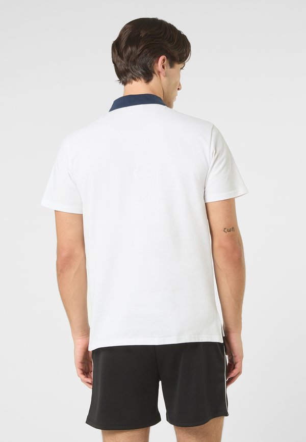 Fila APPAREL SAGANO  TAPED