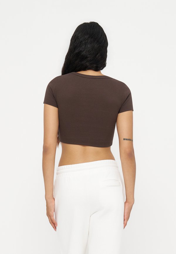 OFF-WHITE TEE
