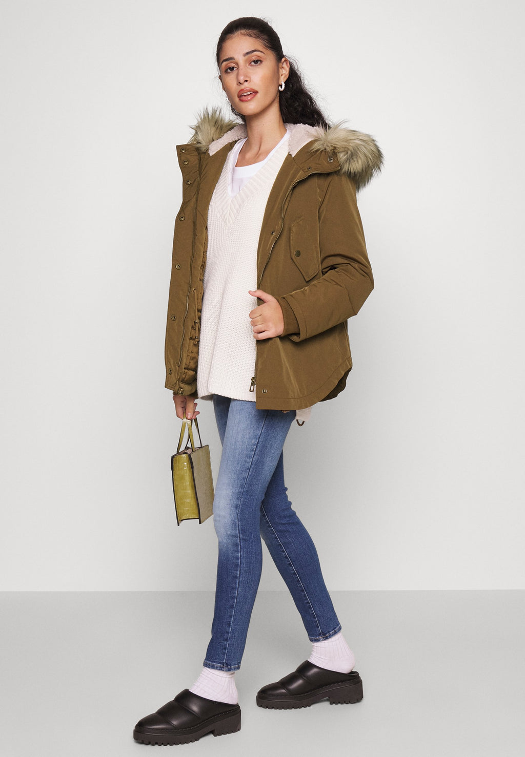 ONLESTHERPARKA Media 7