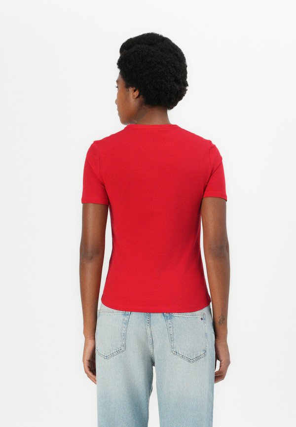 Tommy Hilfiger STAMP LOGO SLIM TEE
