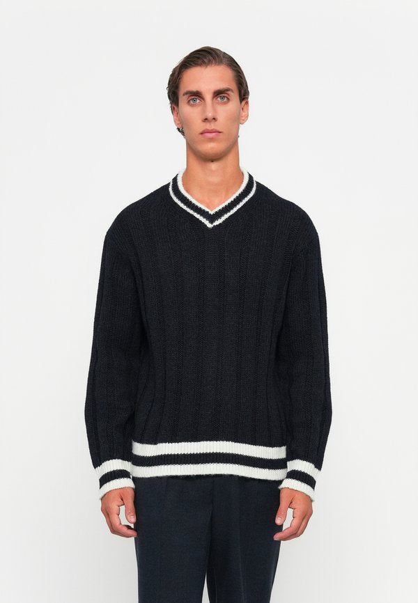 Selected V-neck wool blend