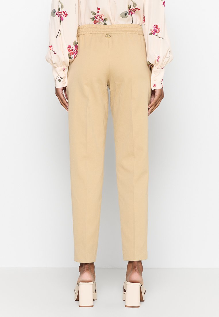 TWINSET