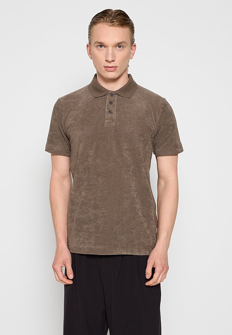 RELAXED FIT Media 1