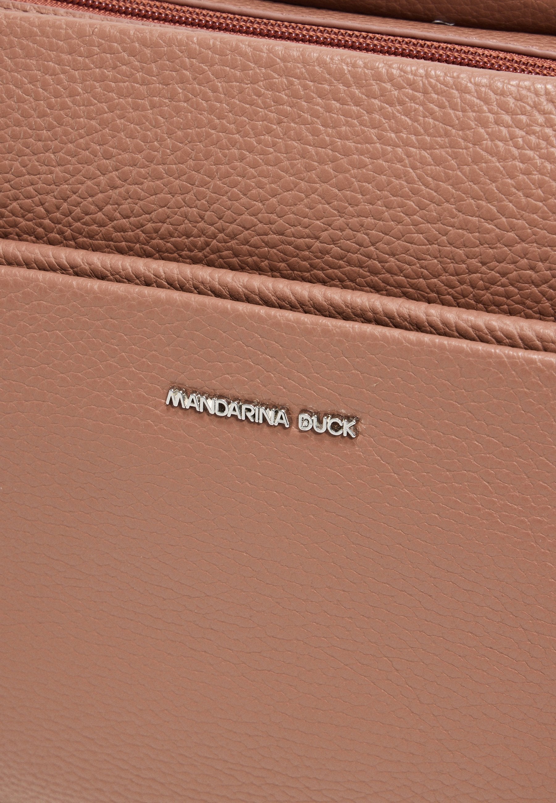 Mandarina Duck