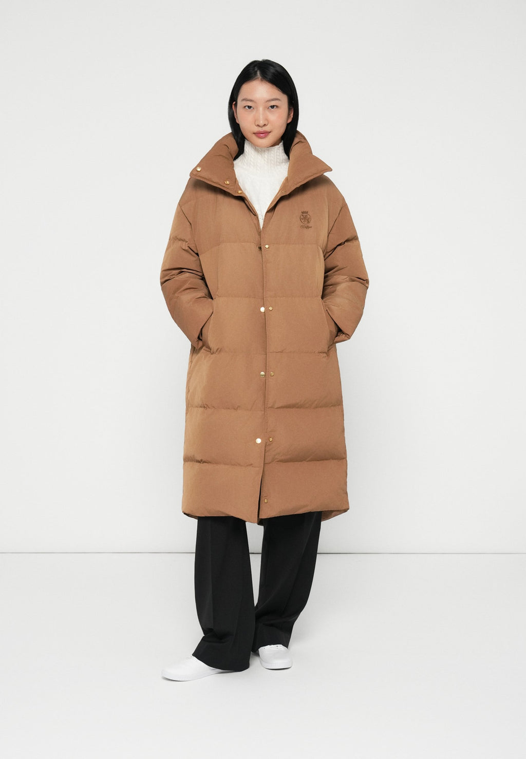 CREST COAT Media 2