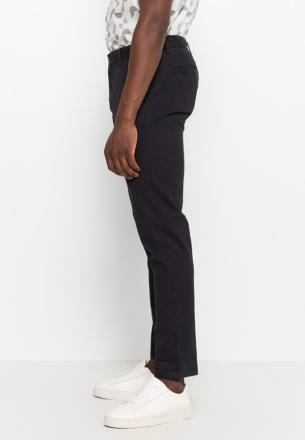 Ben Sherman SLIM FIT