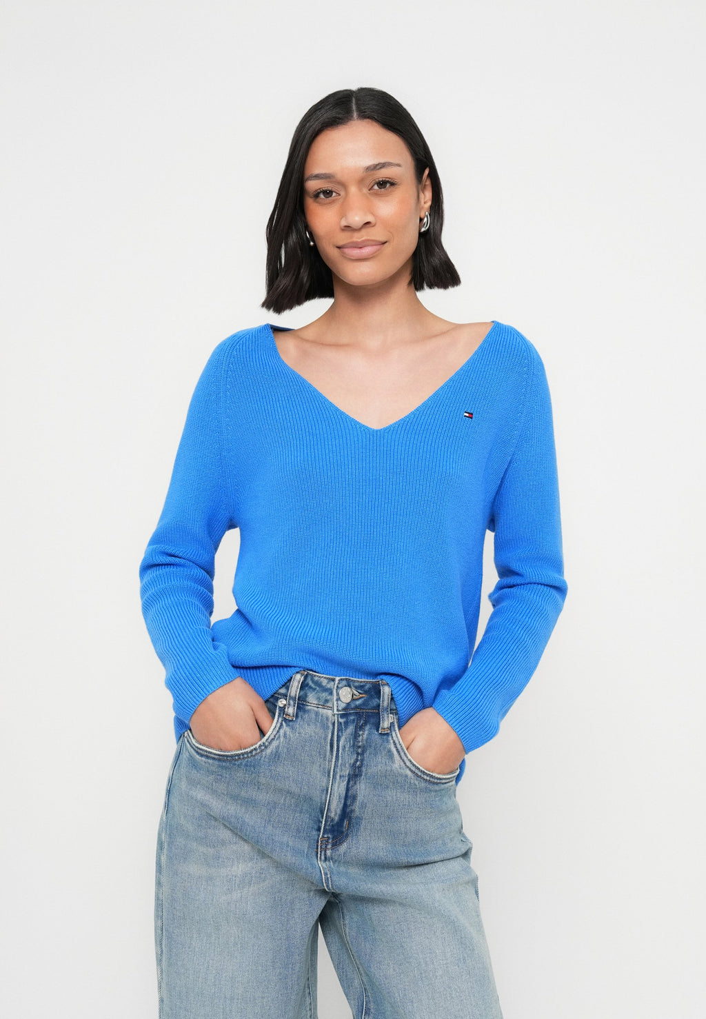 CARDI STITCH Media 5