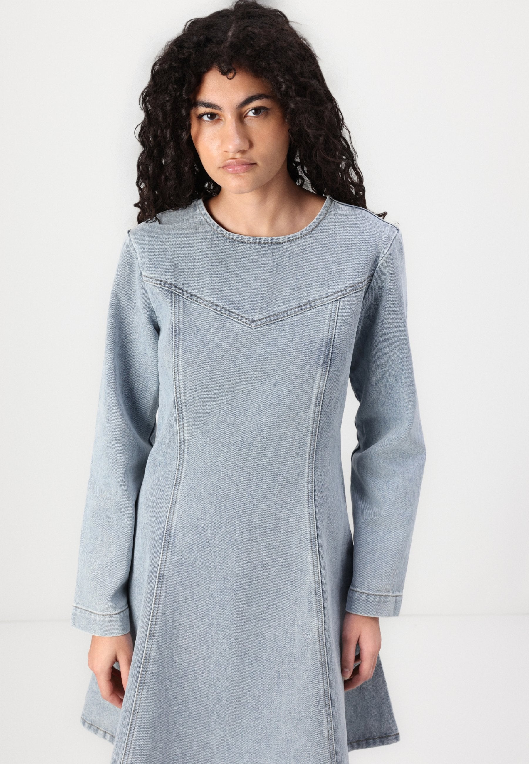 Object OBJYULIAN DRESS