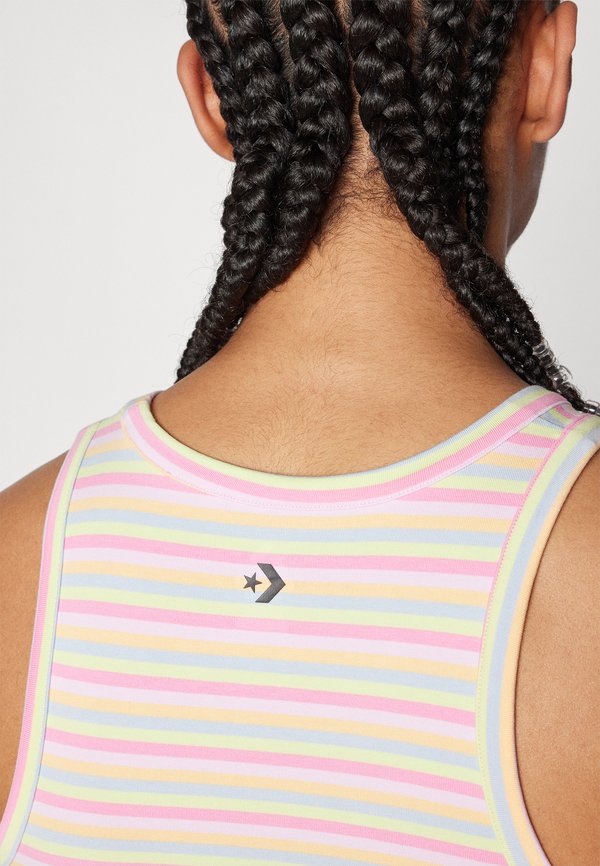 Converse PROUD TO BE UNISEX