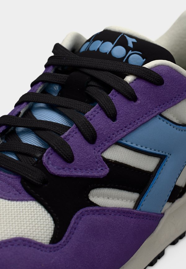 Diadora N902 UNISEX