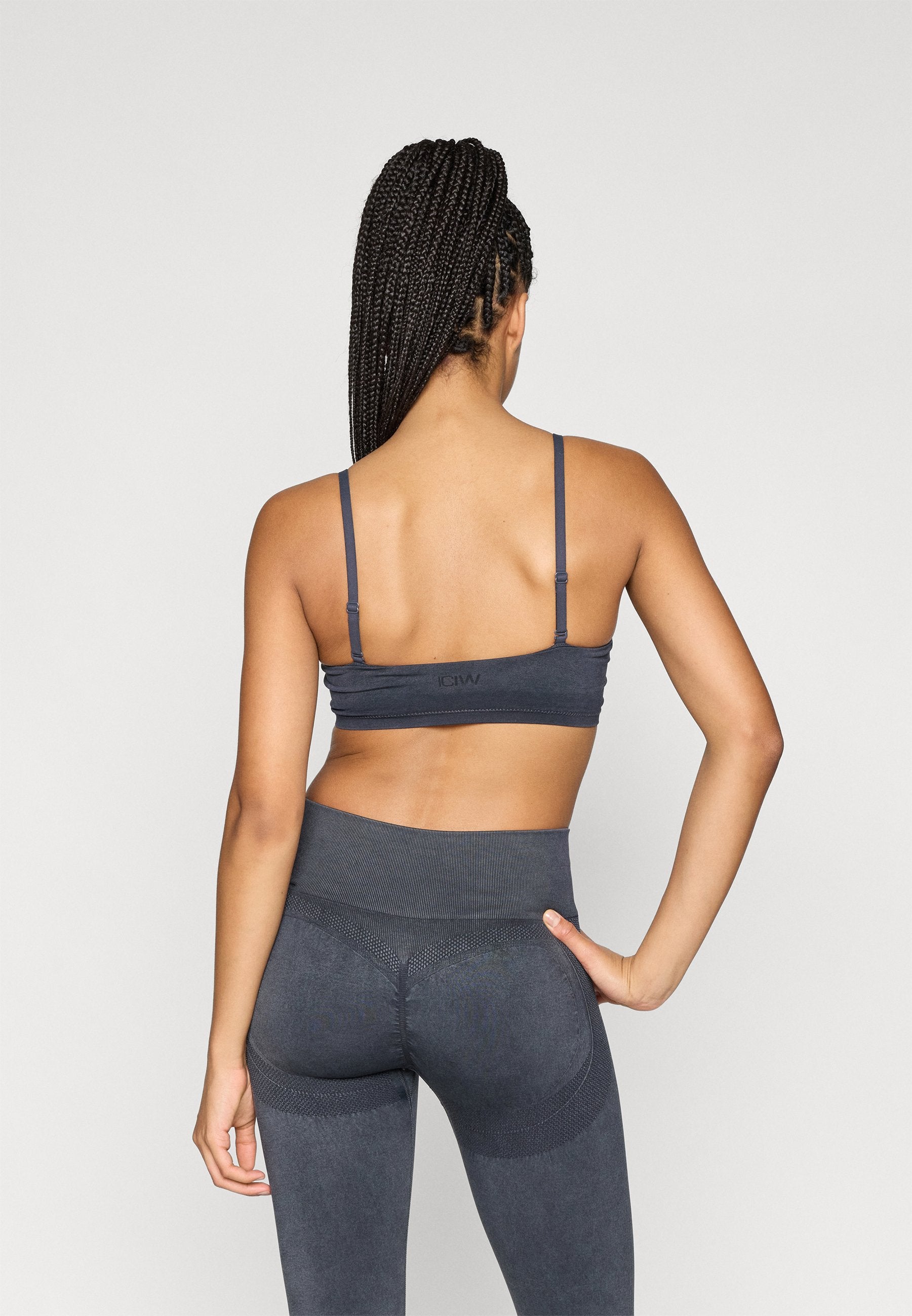 ICANIWILL SCULPT SEAMLESS BANDEAU