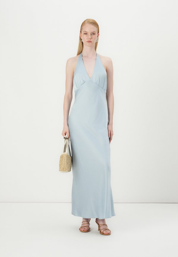 Abercrombie & Fitch The A&F Julia Slip Halter Maxi Dress