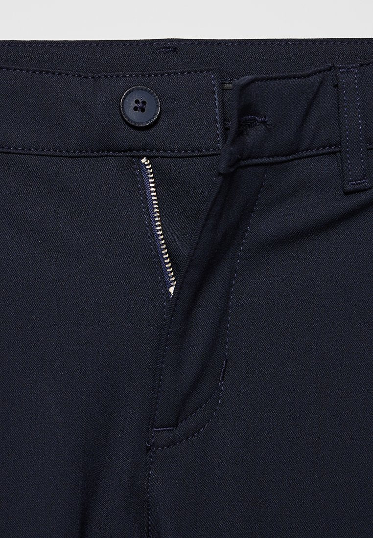 REGULAR FIT Media 4
