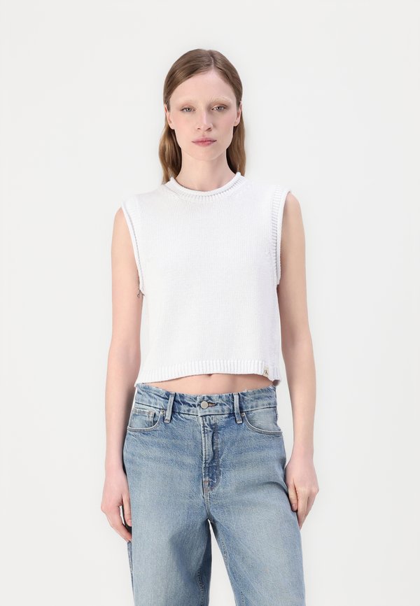 Calvin Klein Jeans