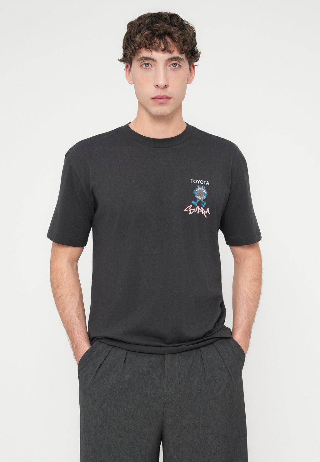 Hollister Co. AUTO TOYOTA SUPRA LIC TEE