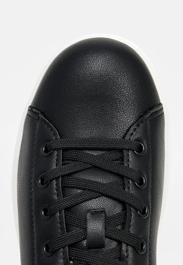 U.S. Polo Assn. MARLYN
