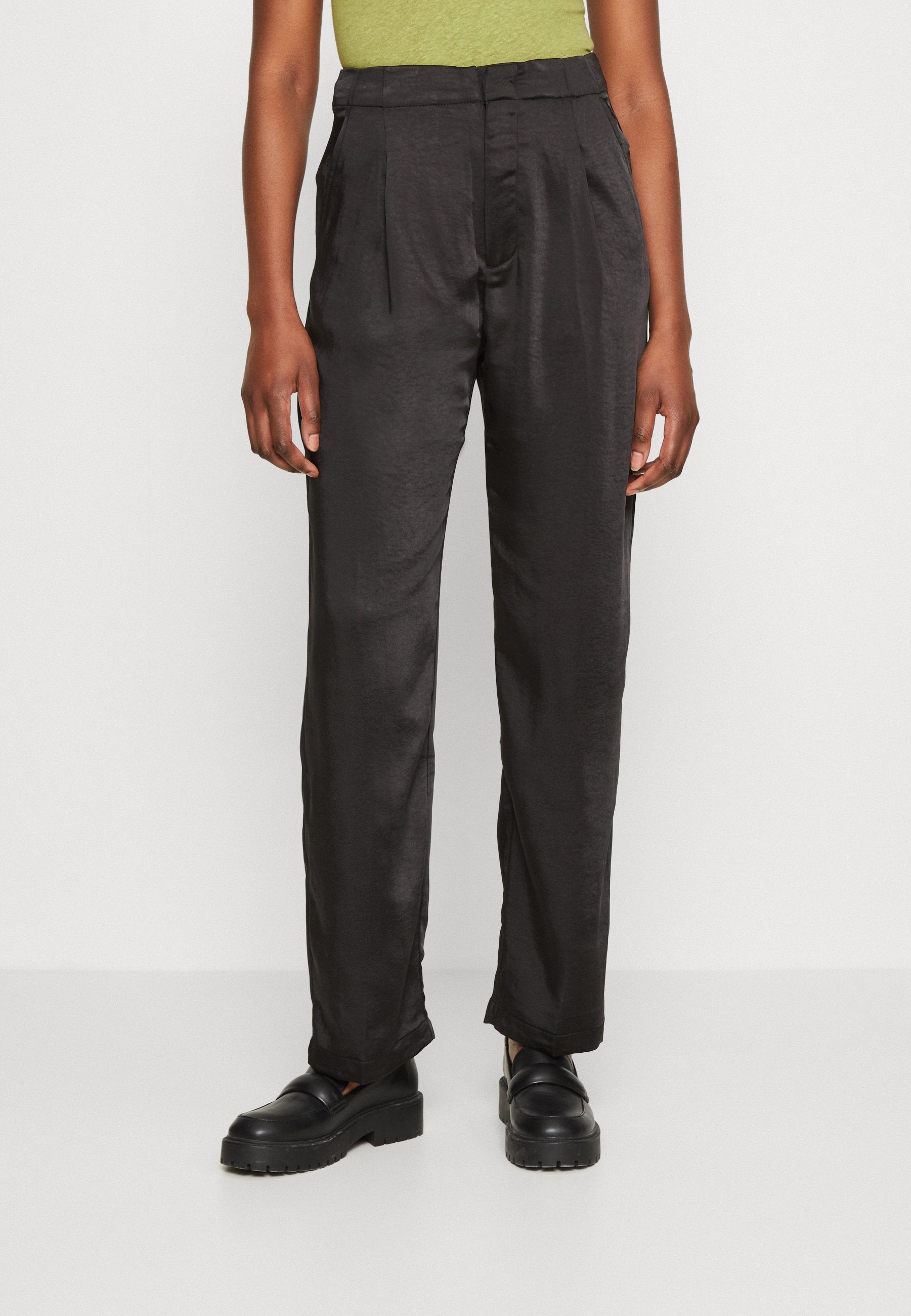 GAP PLEATED WIDE PANT