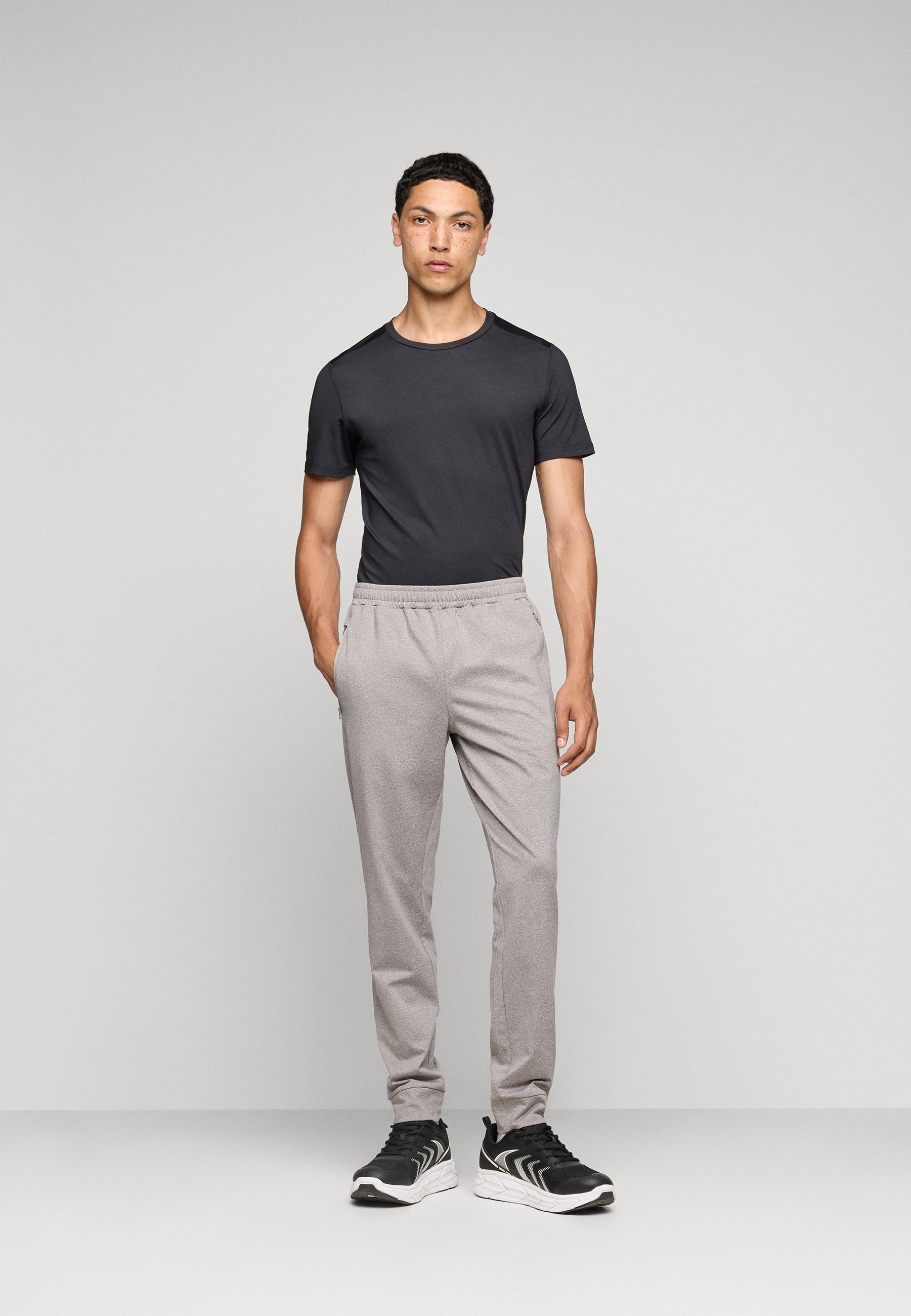 4F TROUSERS FNK