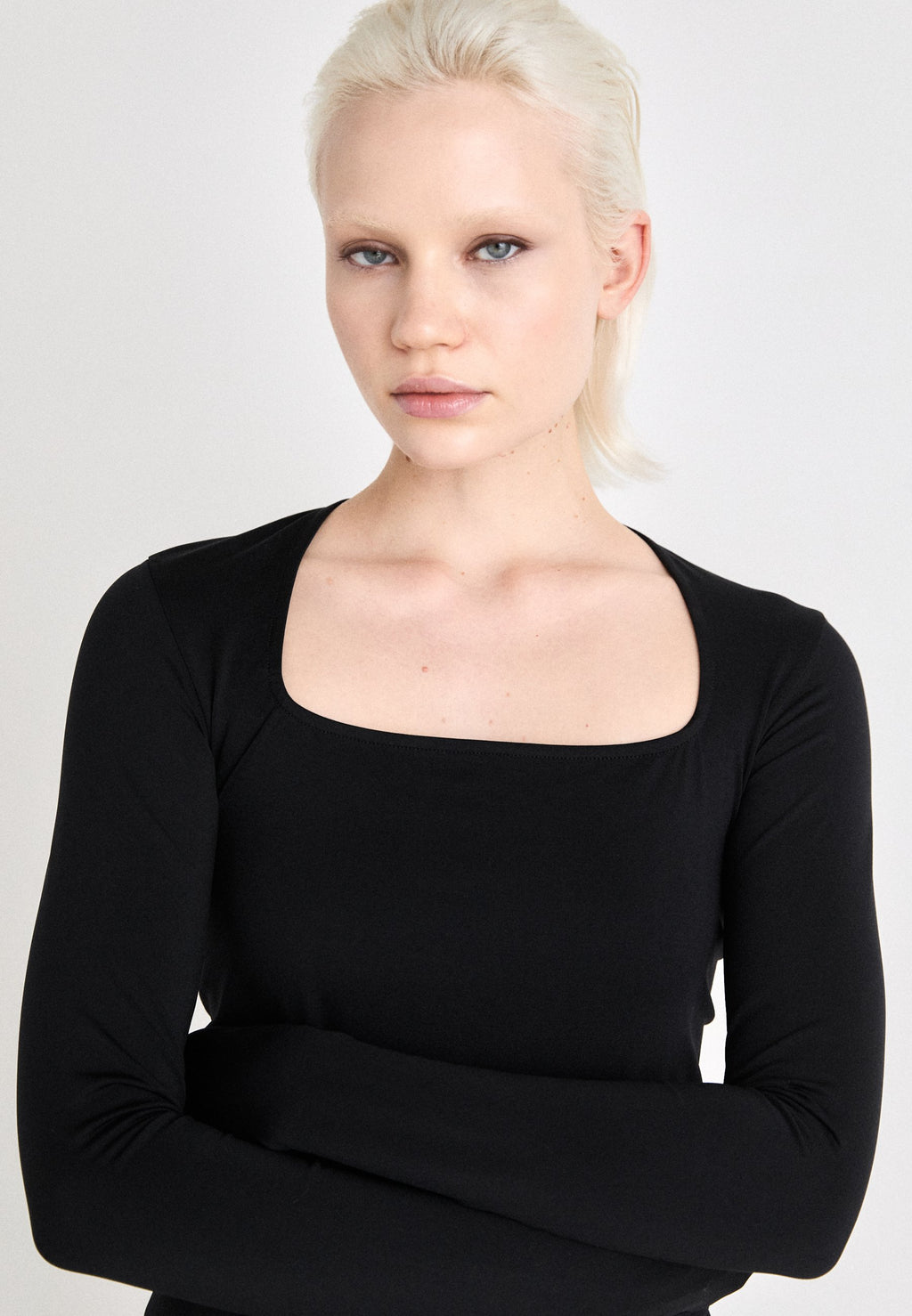 Weekday SQUARE NECK LONG SLEEVE