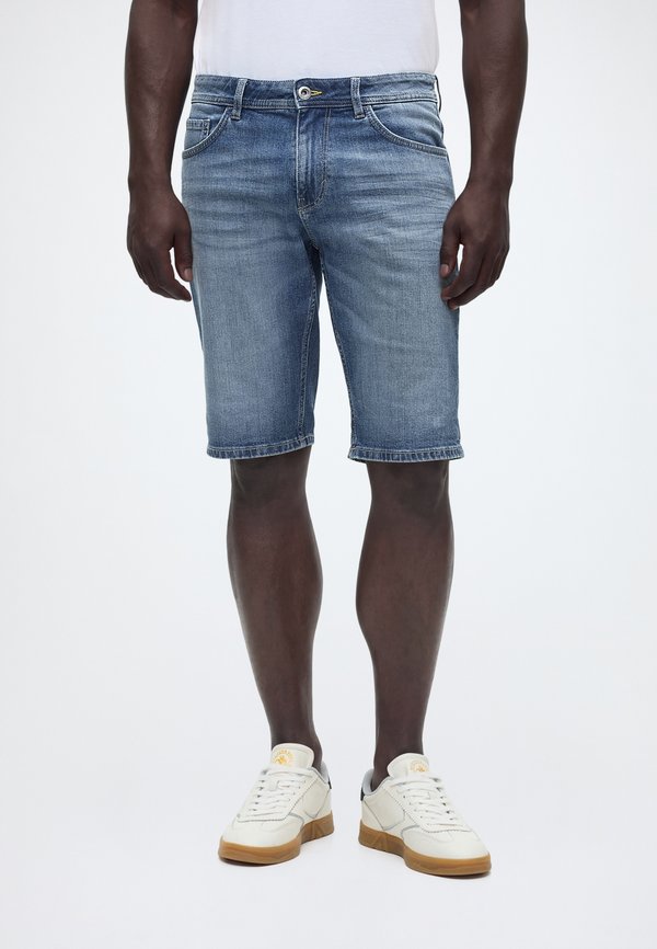 TOM TAILOR TTJOSH REGULAR SLIM FIT - Denim shorts - mid stone bright blue denim