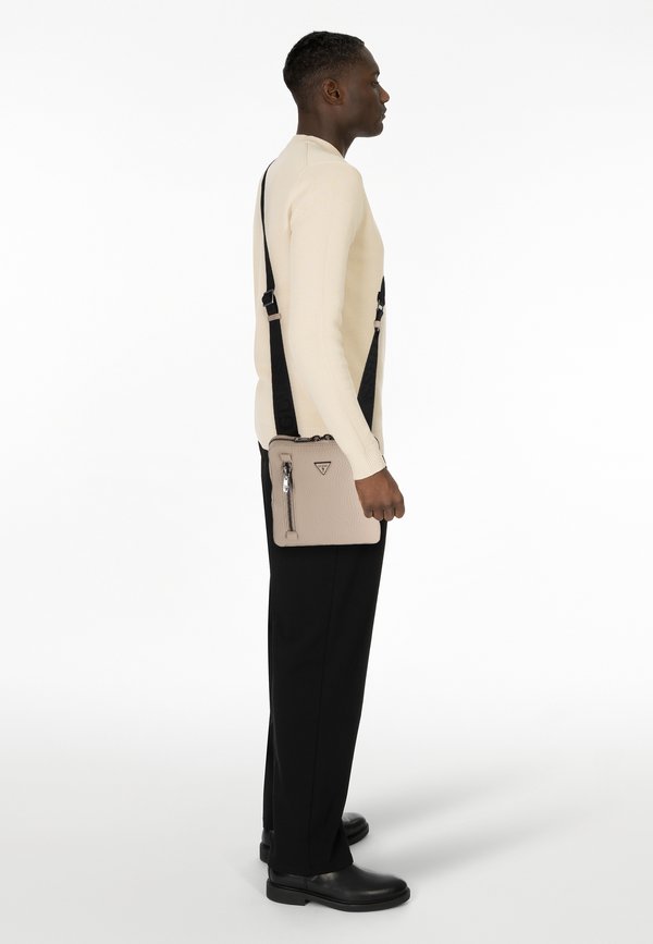 Guess TORINO UMHÄNGET - Cross body bag - sand