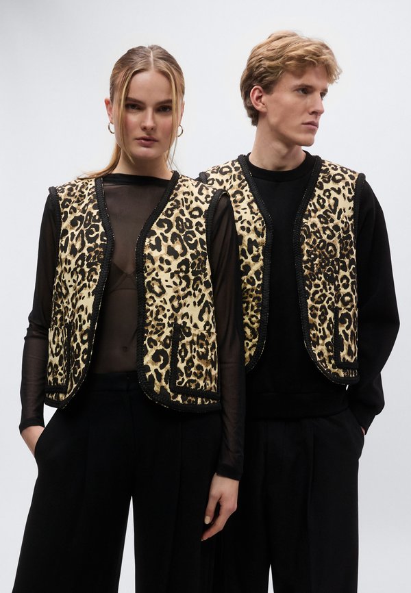 Sister Jane WARD LEOPARD VEST UNISEX