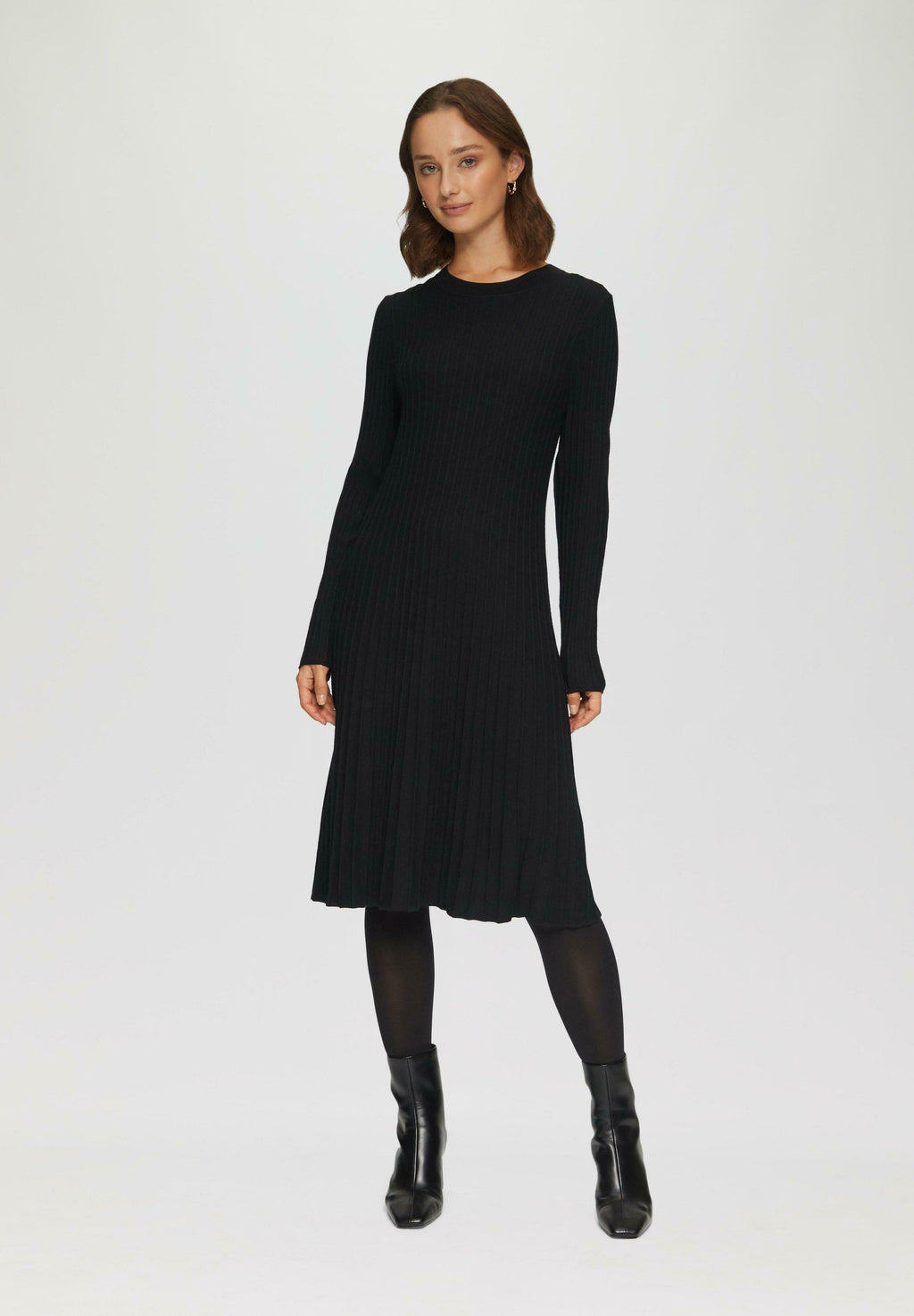 s.Oliver BLACK LABEL MIT OTTOMANSTRUKTUR