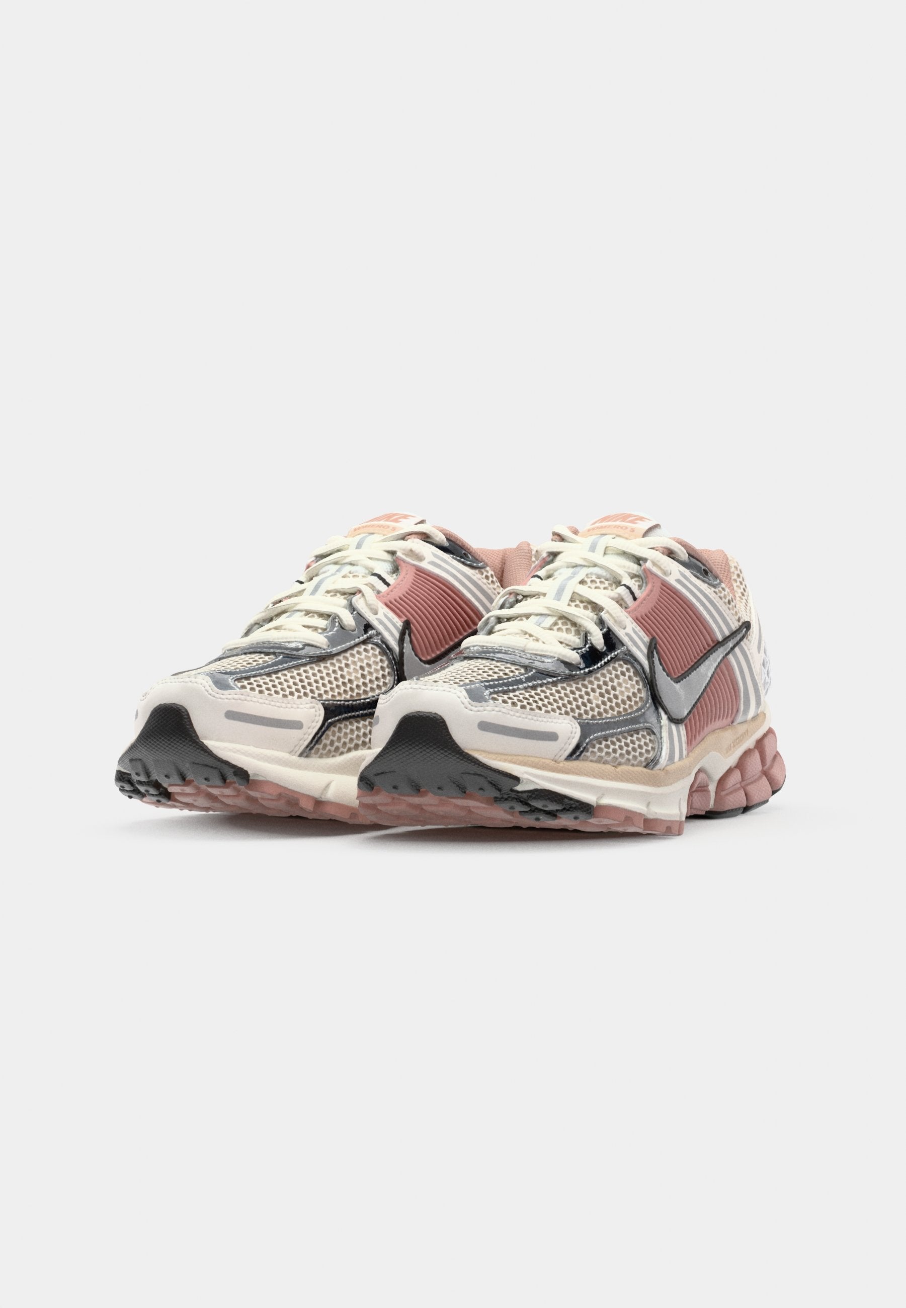 Nike Sportswear ZOOM VOMERO 5 NEWS