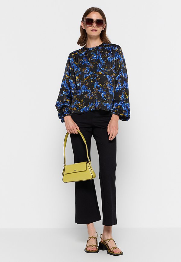 DAY Birger et Mikkelsen NEO