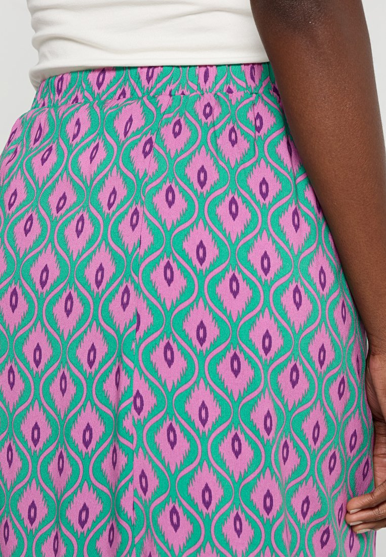 ONLY MATERNITY OLMNOVA