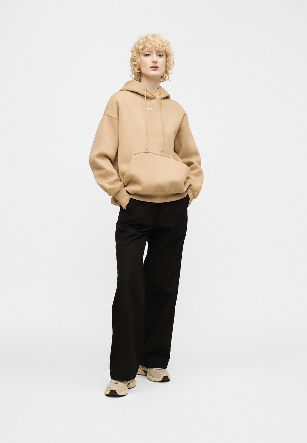 Nike Sportswear HOODIE