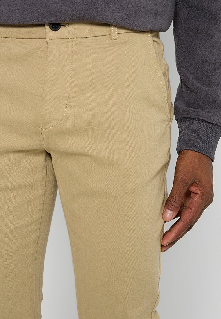 Lindbergh Chino Media 4