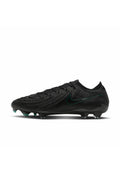 Schwarzer Fußballschuh mit strukturiertem Obermaterial und grünem Nike-Swoosh. Ausgelegt für Leistung mit einem aerodynamischen Design und geformten Stollen.